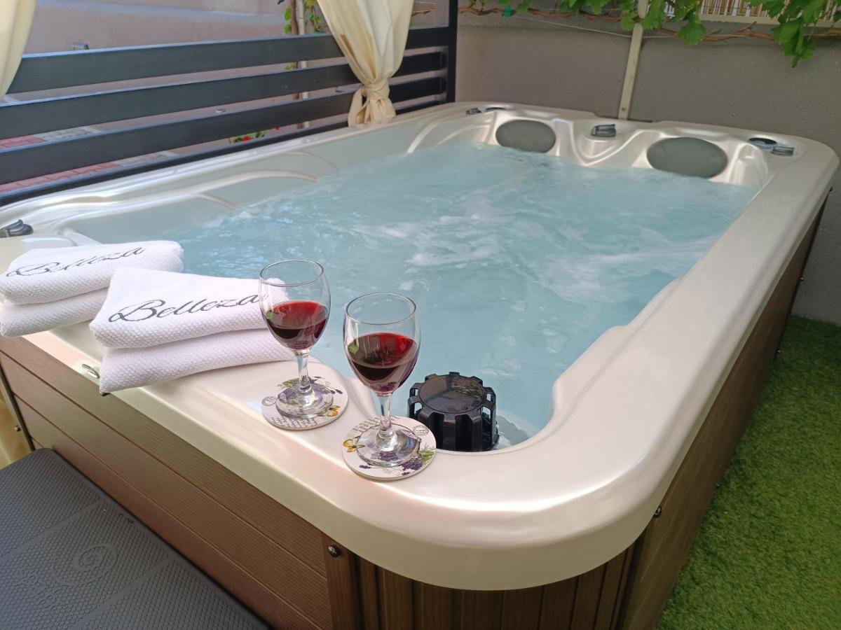 Belleza With Private Jacuzzi