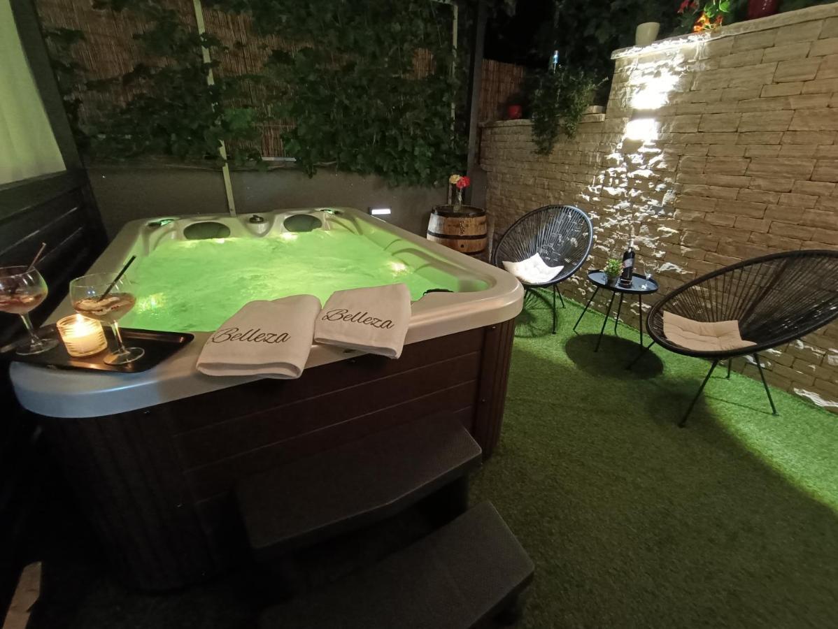Belleza With Private Jacuzzi *